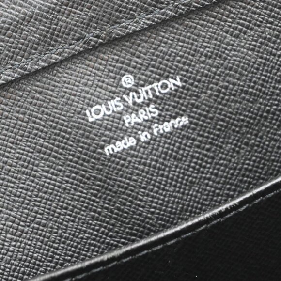 LOUIS VUITTON LV Logo BAIKAL Clutch Hand Bag Taiga Leather Black M30182 04EF818 - Picture 13 of 14